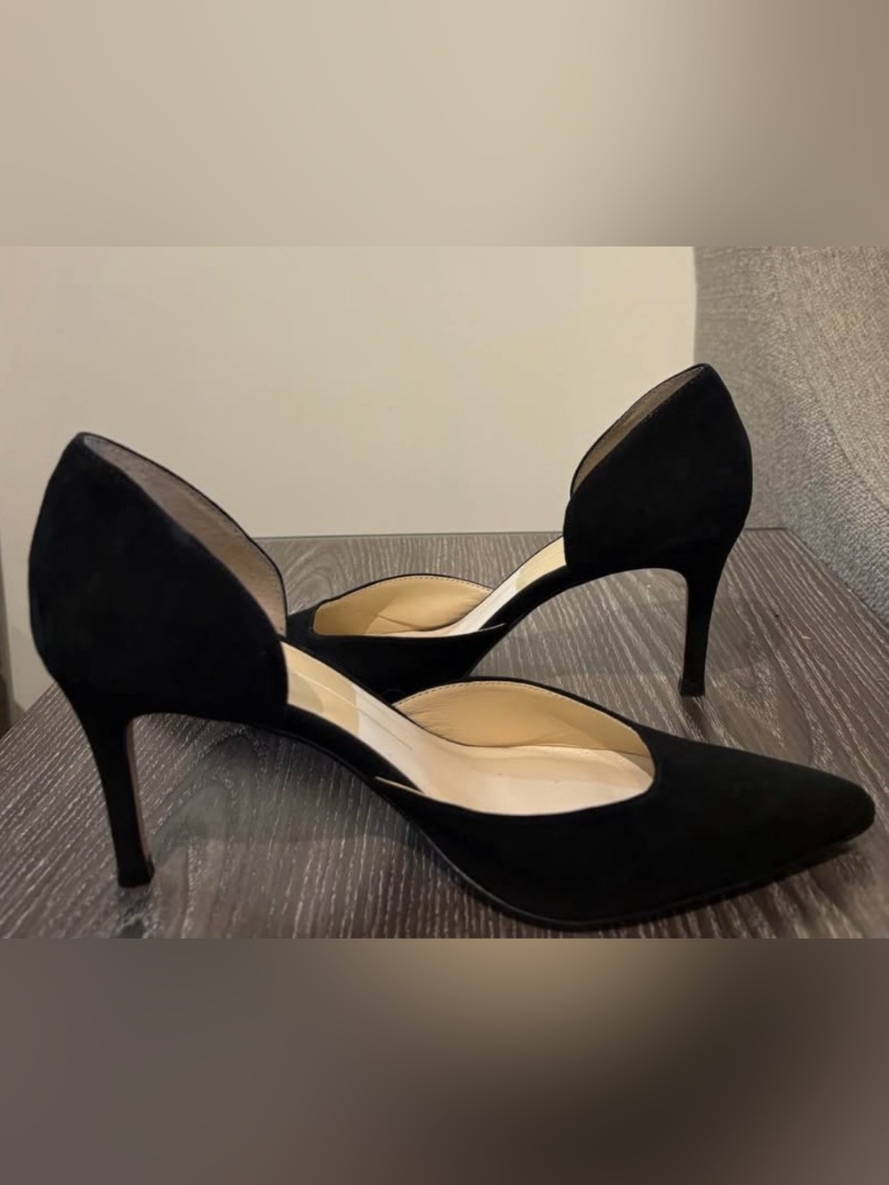 Dolce Vita Suede Pumps. Size 8